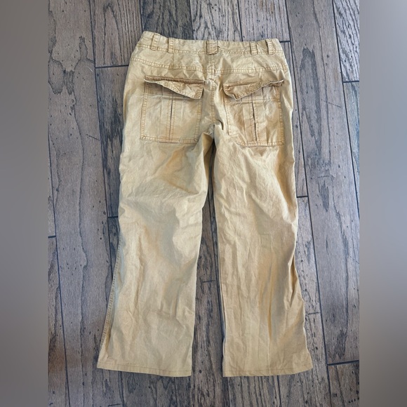 Free People Low Rise Cargo Pants. Size 0 - Picture 2 of 3